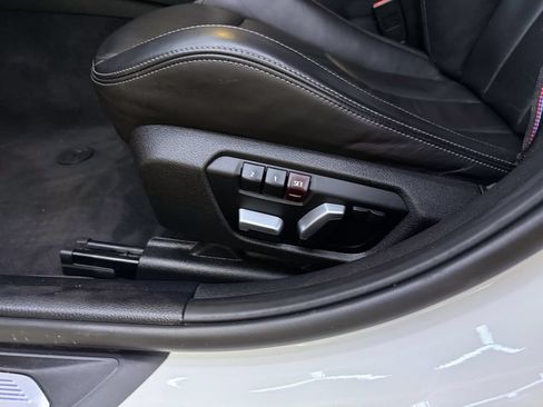 Used 2017 BMW M3 RWD image 16