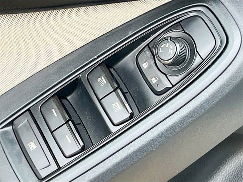Used 2020 Subaru Impreza Premium image 17