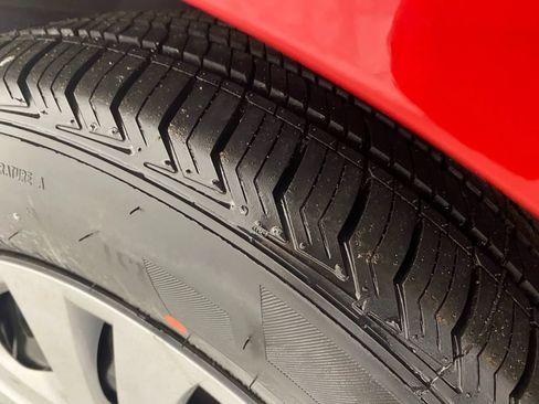 Used 2020 Chevrolet Sonic LT image 3