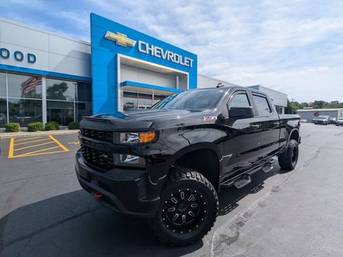 Used 2021 Chevrolet Silverado 1500 Custom Trail Boss AWD/4WD image 30