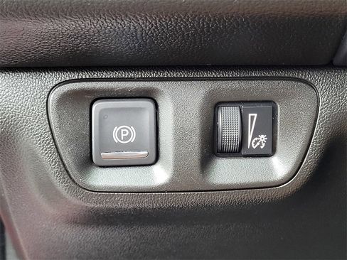 Used 2020 GMC Acadia AT4 w/ Driver Alert Package II image 11