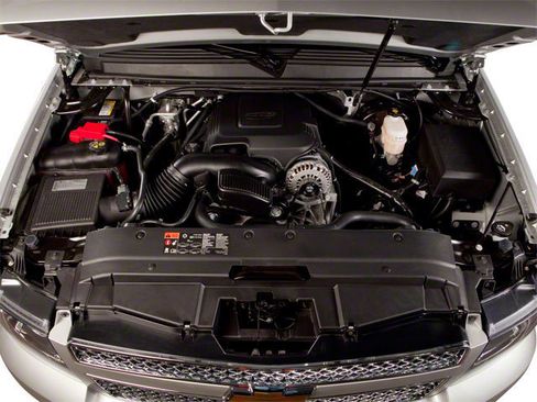 Used 2013 Chevrolet Tahoe LT w/ Luxury Package image 16