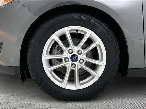 Used 2018 Ford Focus SE image 25