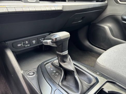 Used 2025 Kia K4 FWD image 42