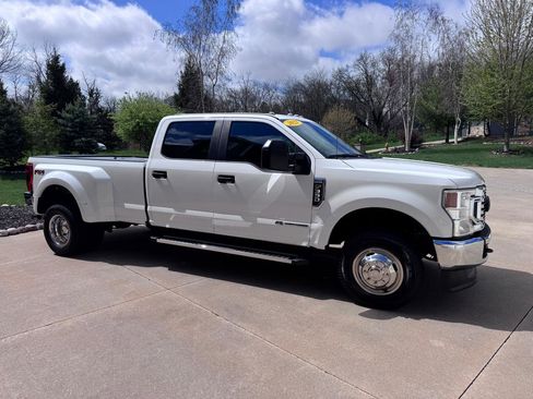 Used 2021 Ford F350 XL w/ STX Appearance Package AWD/4WD image 8