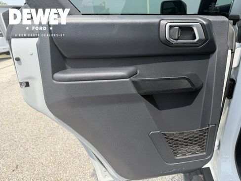 Used 2026 Ford Bronco Outer Banks AWD/4WD image 23