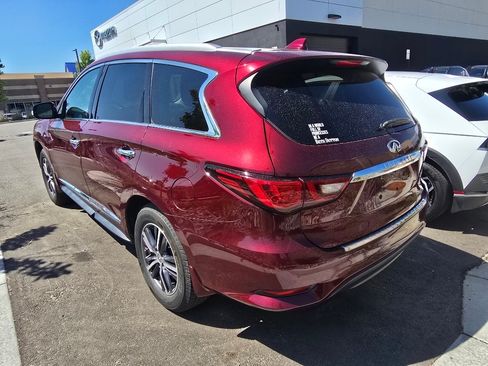Used 2019 INFINITI QX60 Luxe w/ Essential Package AWD/4WD image 3