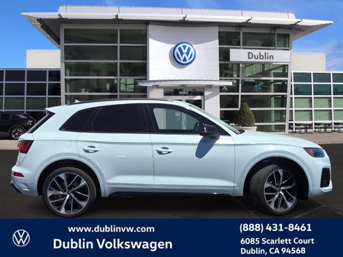 Used 2023 Audi SQ5 Premium Plus w/ Premium Plus Package AWD/4WD image 3