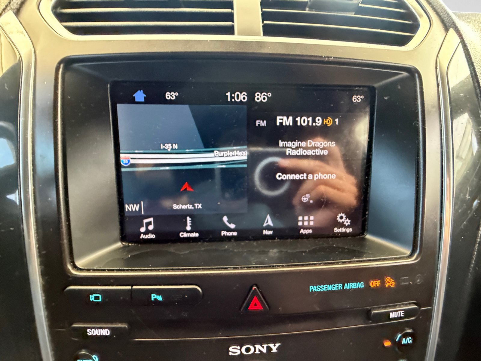 Used 2019 Ford Explorer Limited w/ Class III Trailer Tow Package FWD image 20