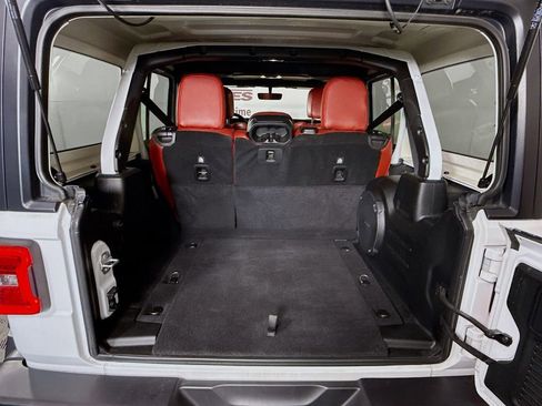 Used 2022 Jeep Wrangler Unlimited Rubicon w/ Safety Group image 28