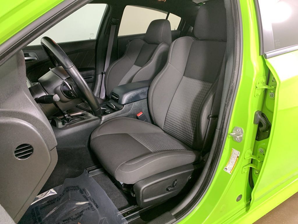 Used 2023 Dodge Charger R/T w/ Blacktop Package RWD image 26