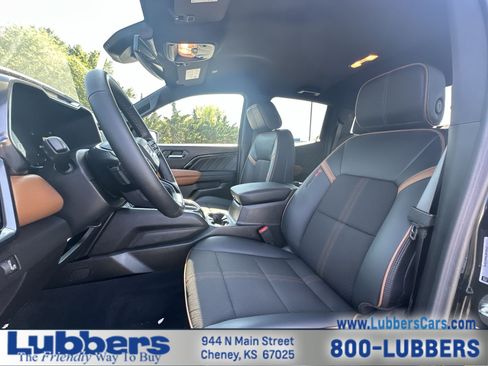 Used 2026 GMC Canyon AT4 AWD/4WD image 11