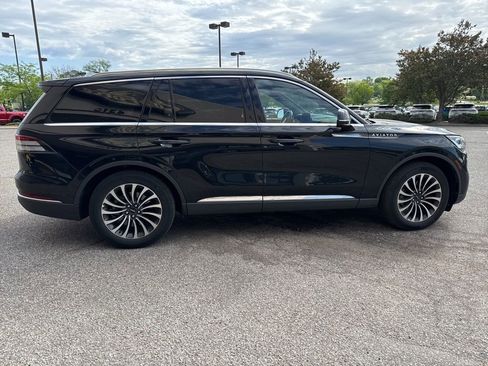 Used 2023 Lincoln Aviator Reserve w/ Equipment Group 201A AWD/4WD image 11