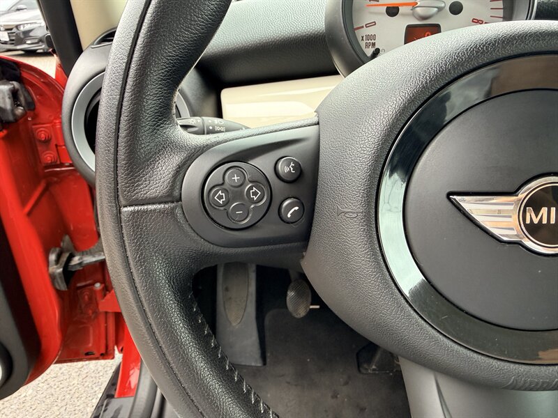 Used 2013 MINI Cooper Hardtop FWD image 13