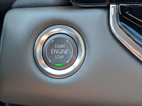 New 2026 GMC Canyon Elevation w/ Convenience Package image 26