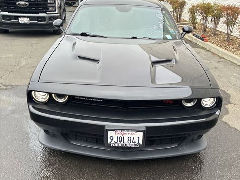Used 2018 Dodge Challenger R/T Scat Pack image 2