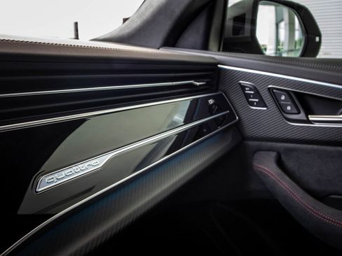 Used 2025 Audi RS Q8 performance image 55