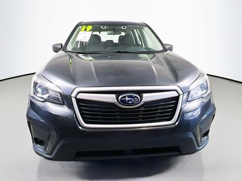 Used 2019 Subaru Forester image 11