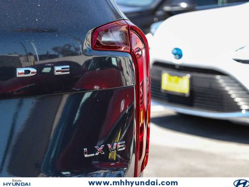 Used 2020 Kia Telluride LX FWD image 10