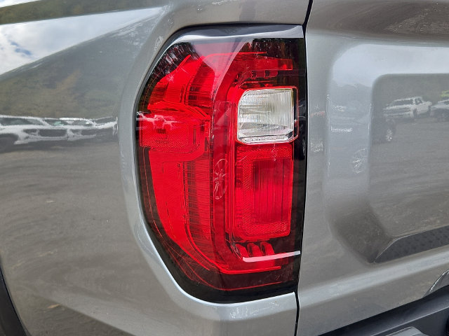 Used 2024 GMC Canyon AT4 w/ Canyon Safety Plus Package AWD/4WD image 29