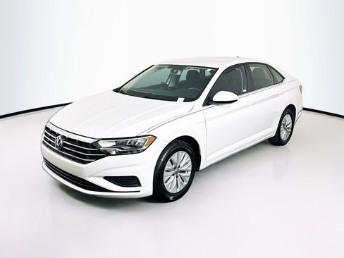 Used 2020 Volkswagen Jetta S image 3