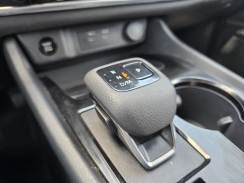 Used 2026 Nissan Rogue SV FWD image 18