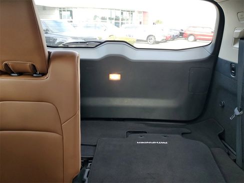 Certified 2022 Nissan Pathfinder Platinum w/ Cargo Package image 17