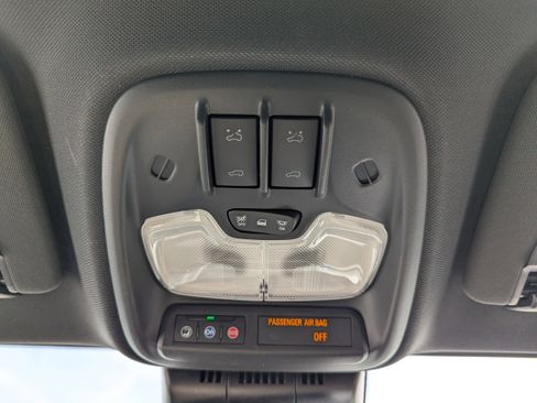 New 2026 Chevrolet Colorado ZR2 w/ Midnight Edition AWD/4WD image 28