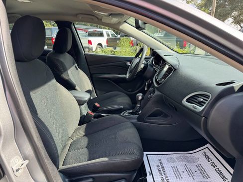 Used 2015 Dodge Dart SXT image 17