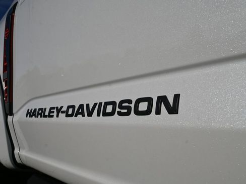 New 2026 Ford F250 Lariat w/ Black Appearance Package AWD/4WD image 18