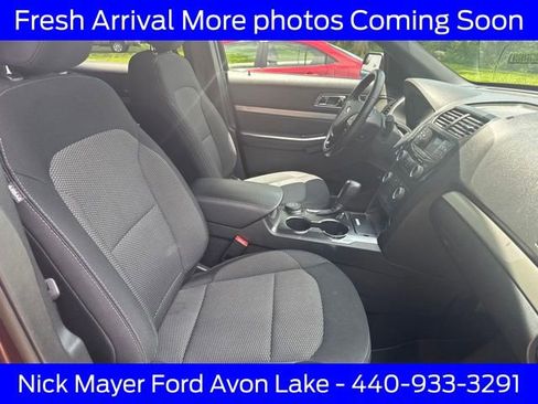 Used 2019 Ford Explorer XLT w/ Class III Trailer Tow Package AWD/4WD image 11