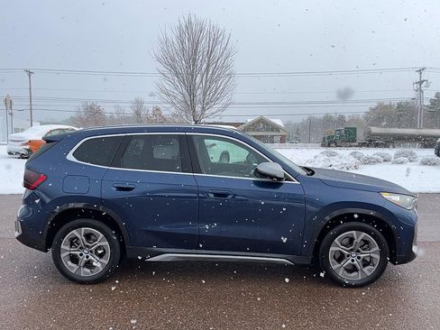 Certified 2023 BMW X1 xDrive28i w/ Premium Package image 5