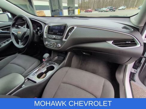 Used 2024 Chevrolet Malibu RS w/ LPO, Floor Liner Package FWD image 29