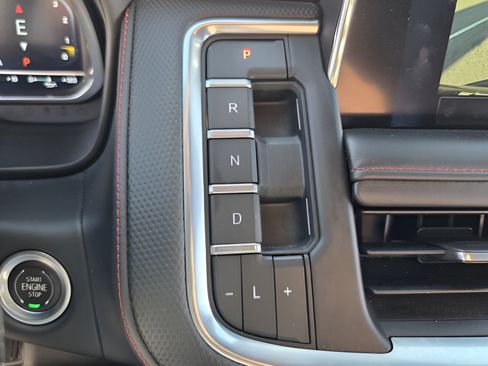 Used 2022 Chevrolet Tahoe RST RWD image 21