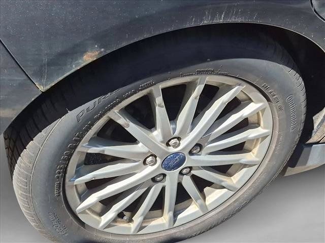 Used 2016 Ford C-MAX SE w/ Cold Weather Package FWD image 8