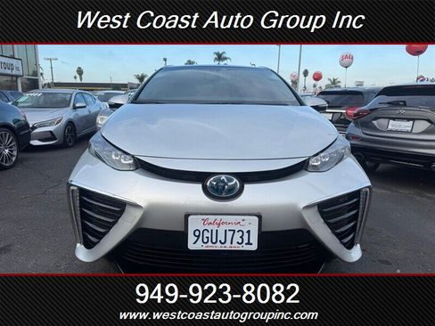 Used 2017 Toyota Mirai image 5