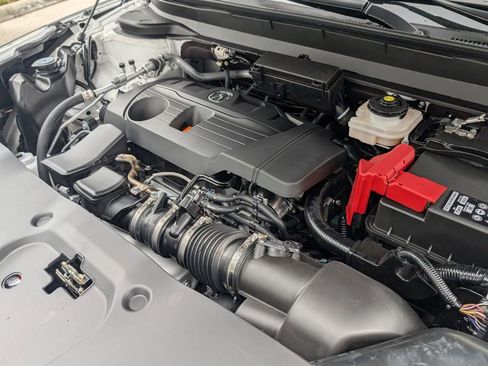 Certified 2025 Acura RDX Base SH-AWD image 10