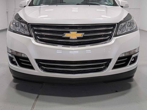 Used 2017 Chevrolet Traverse Premier AWD/4WD image 2