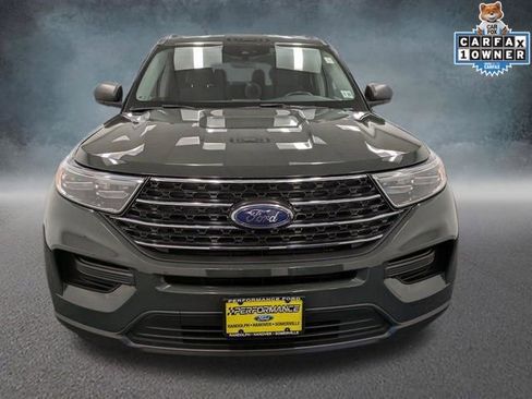 Certified 2023 Ford Explorer XLT w/ Class IV Trailer Tow Package image 2