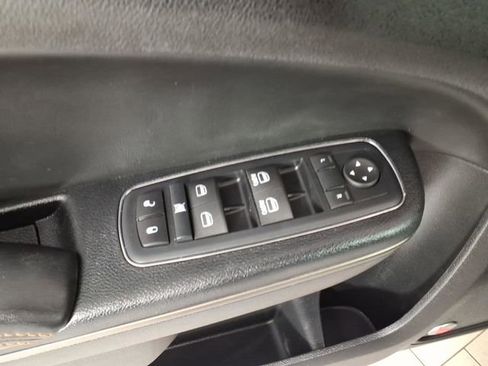 Used 2016 Chrysler 300 S AWD/4WD image 14