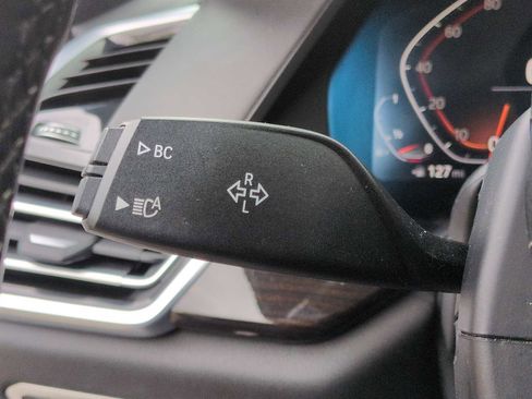 Used 2019 BMW X5 xDrive40i w/ Executive Package AWD/4WD image 28