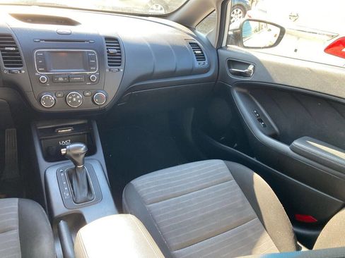Used 2014 Kia Forte EX image 8