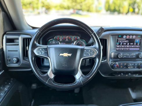 Used 2018 Chevrolet Silverado 1500 LT w/ All Star Edition RWD image 15