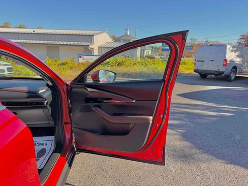 Used 2024 MAZDA CX-30 AWD 2.5 S w/ Premium Package image 15