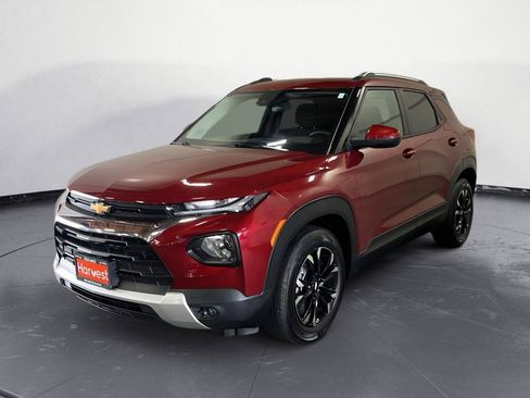 Certified 2023 Chevrolet TrailBlazer LT FWD image 1