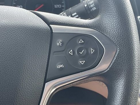 Used 2023 Chevrolet Traverse LS w/ Safety Package AWD/4WD image 26