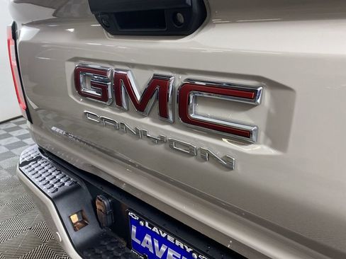 New 2026 GMC Canyon AT4 image 31