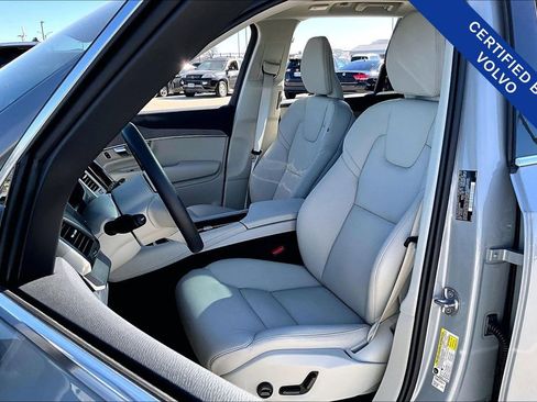 Certified 2025 Volvo XC90 B6 Core image 33