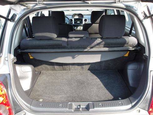 Used 2005 Scion xA FWD image 11