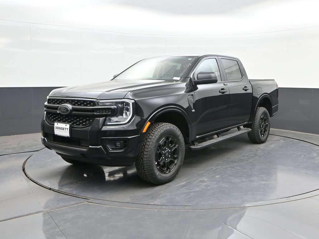 New 2026 Ford Ranger XLT w/ Black Appearance Package RWD image 29